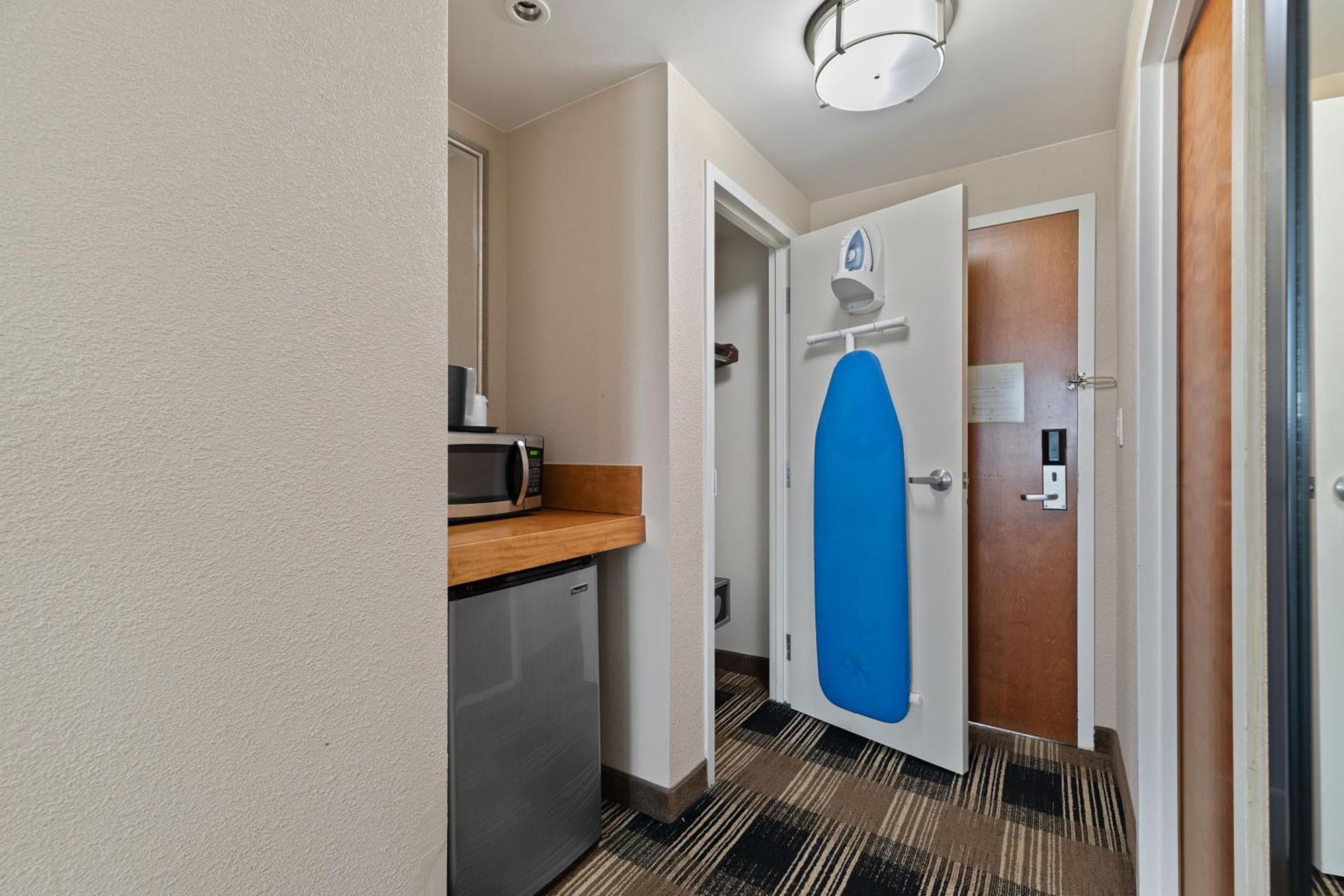 Hotel Executive Suites Carteret Ngoại thất bức ảnh